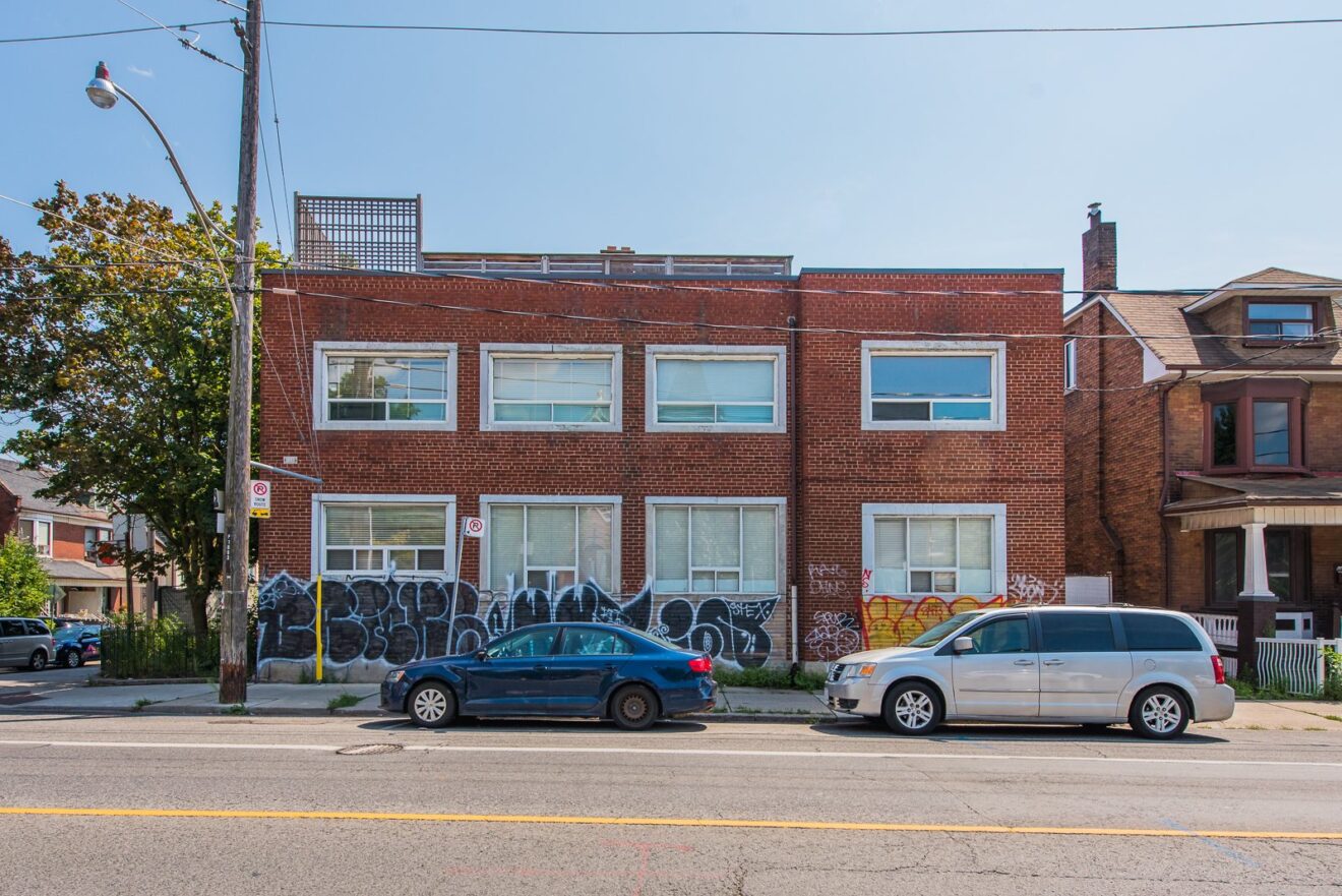 Davenport Road elevation of 1893 Davenport Rd, a two and a half storey brick building